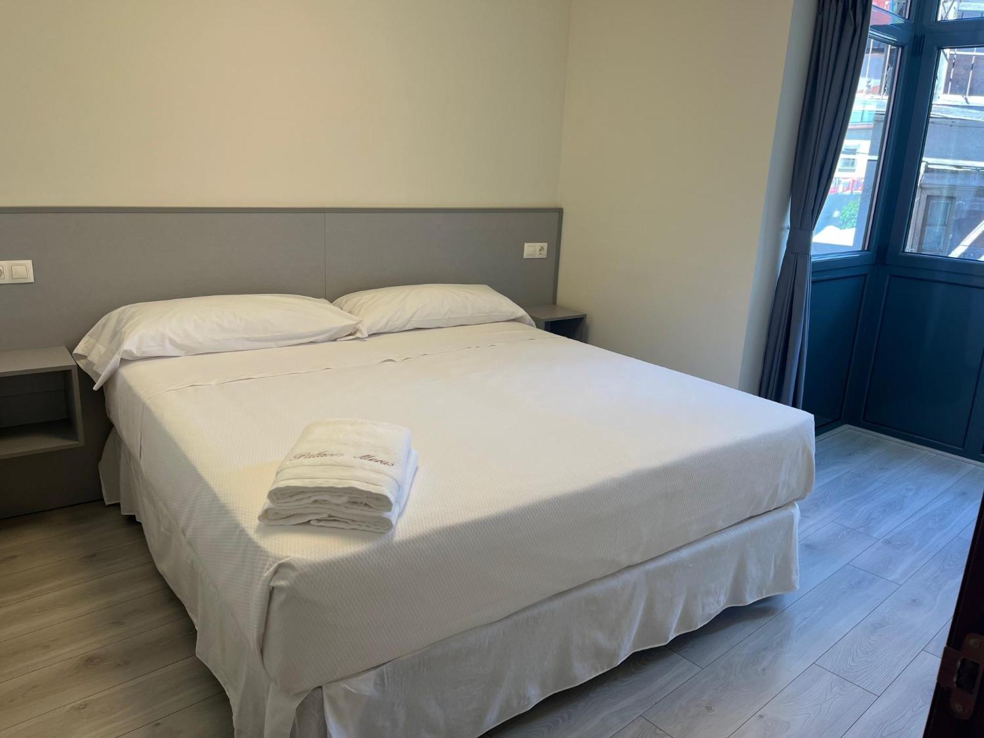 Apartamentos Turisticos Palacio De Meras Tineo Kültér fotó